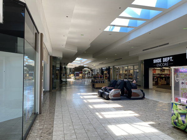 Lakeview Square Mall - May 29 2022